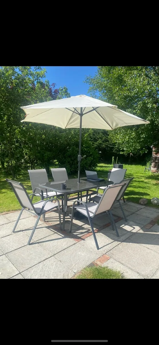 Garden furniture set