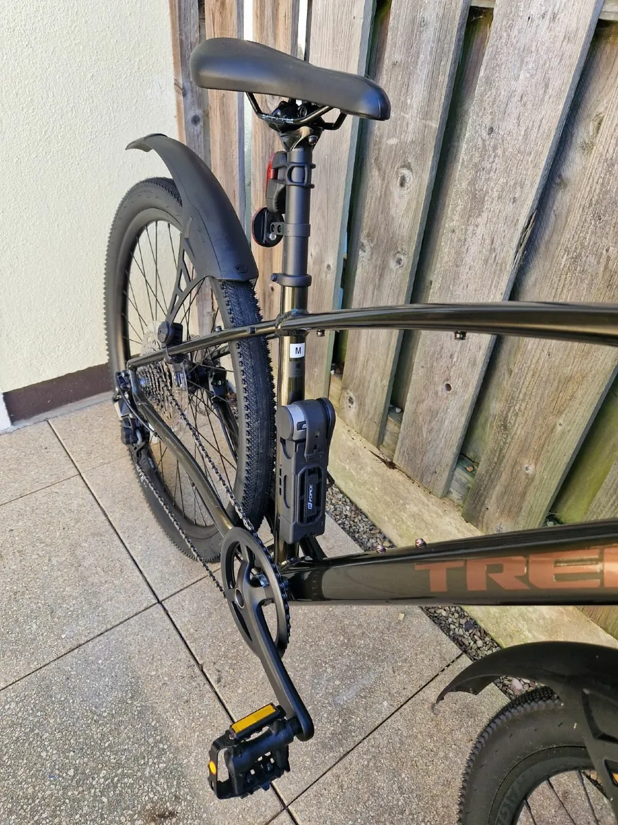 Trek DS3 - Bicycle, cover and helmet - Image 2