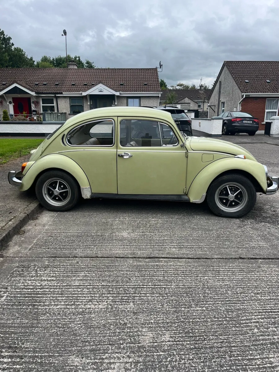 1972 VW Beetle 1600L - Image 2
