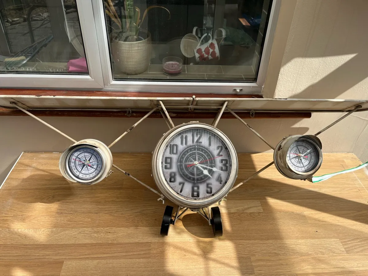 Novelty Aviator Decor Plane Book Shelf & Clock - Image 1