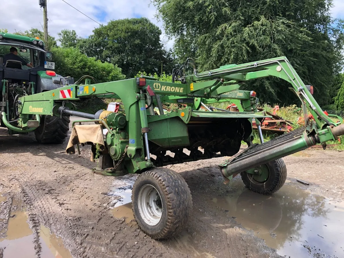 Krone 3201 trailed mower with grouper - Image 1
