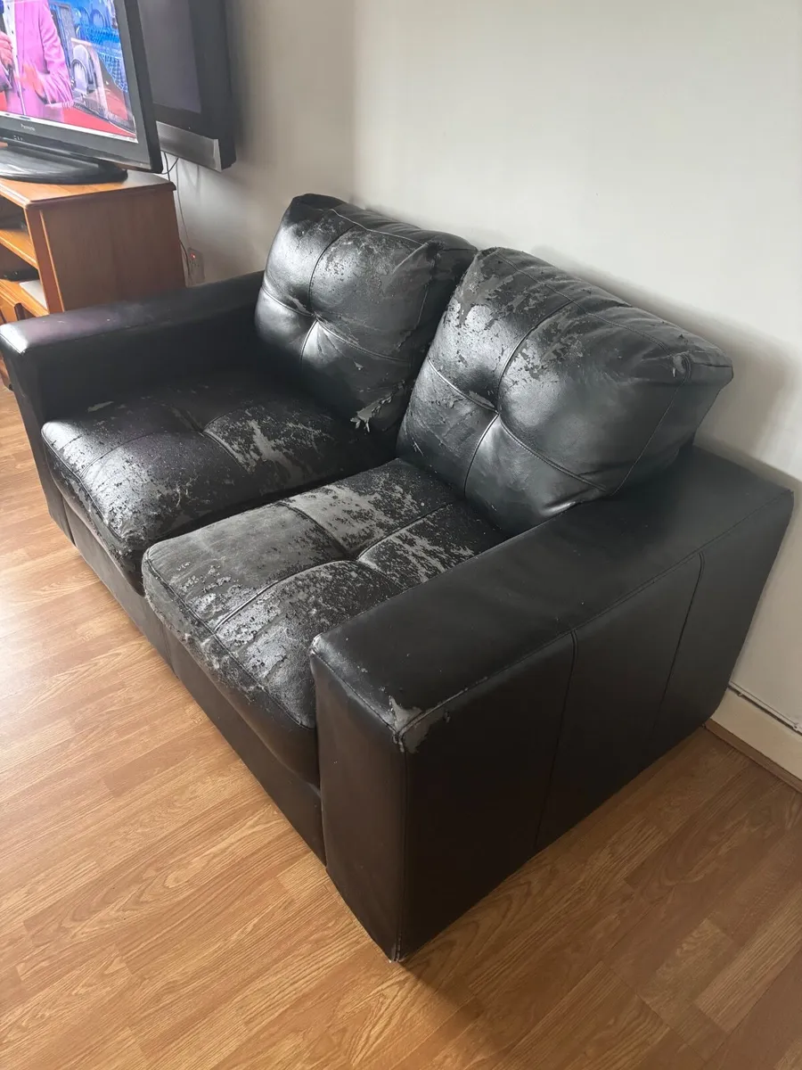 Couch - Image 1