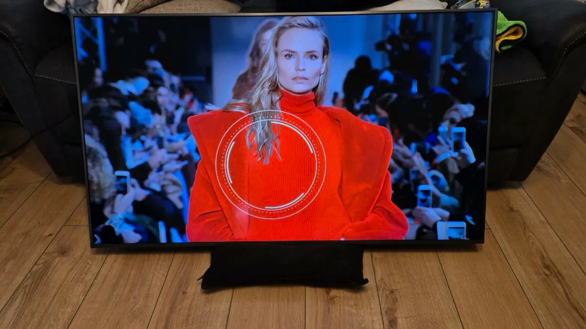 50" Samsung 4K Ultra HD Smart TV - Image 4