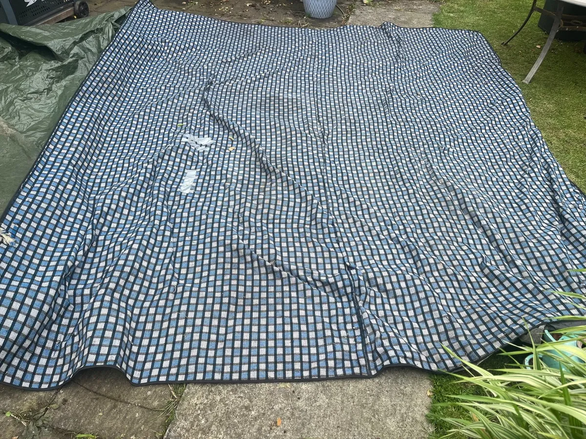 Tents - Image 4
