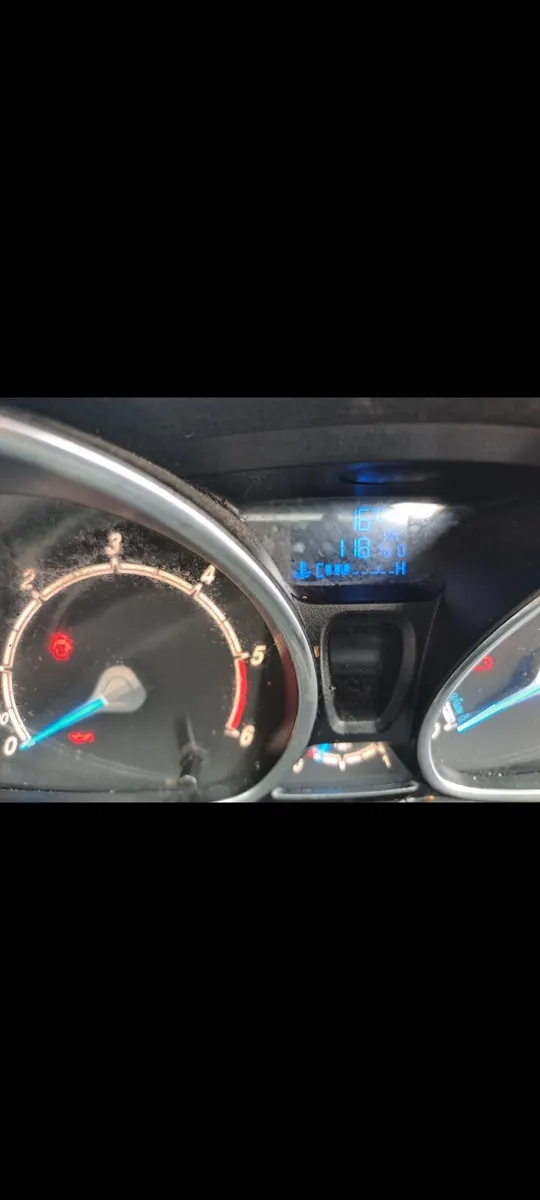 Car - Image 3