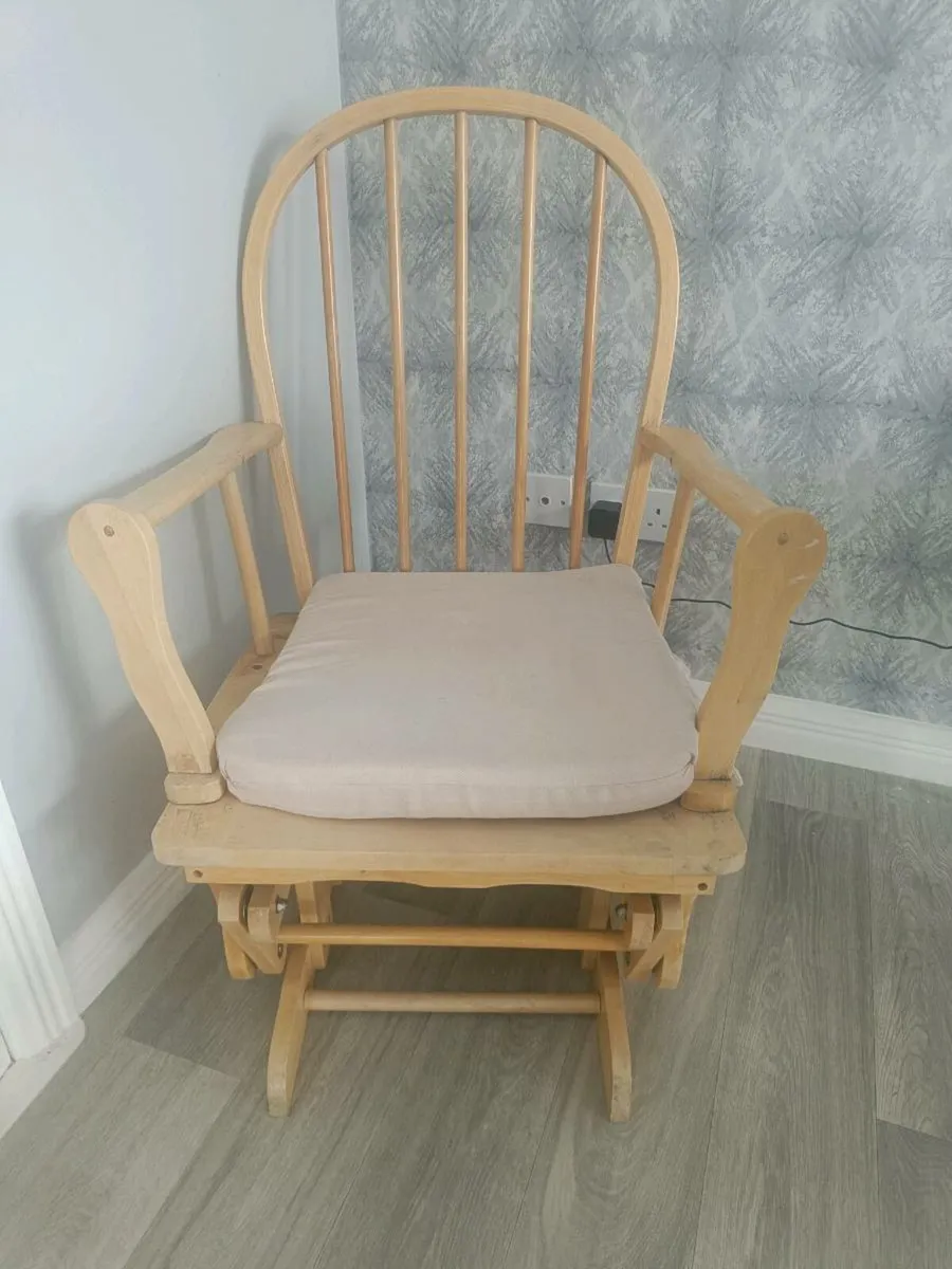 Rocking chair - Image 1