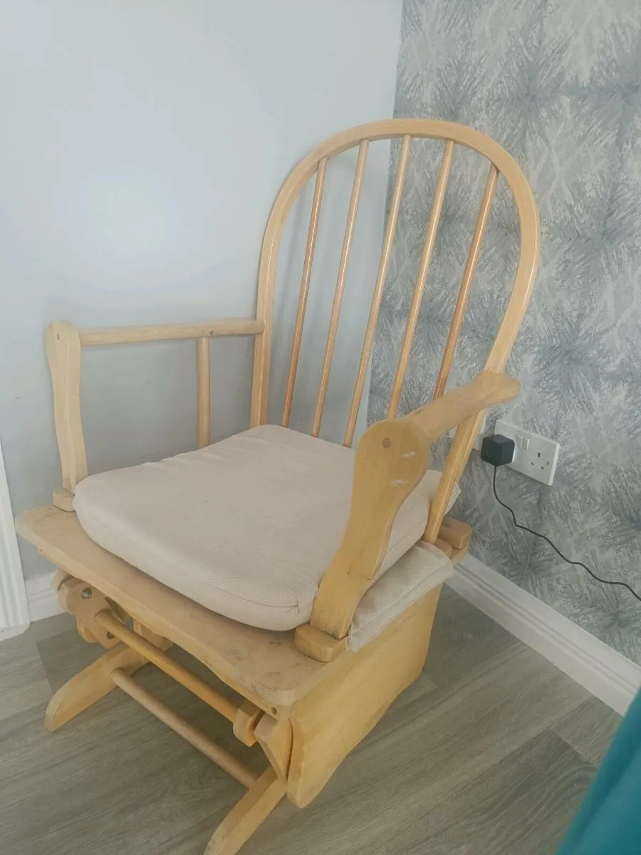 Rocking chair - Image 2