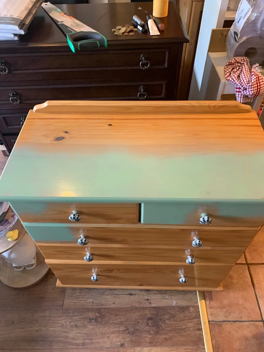 Chest of drawers - Image 2