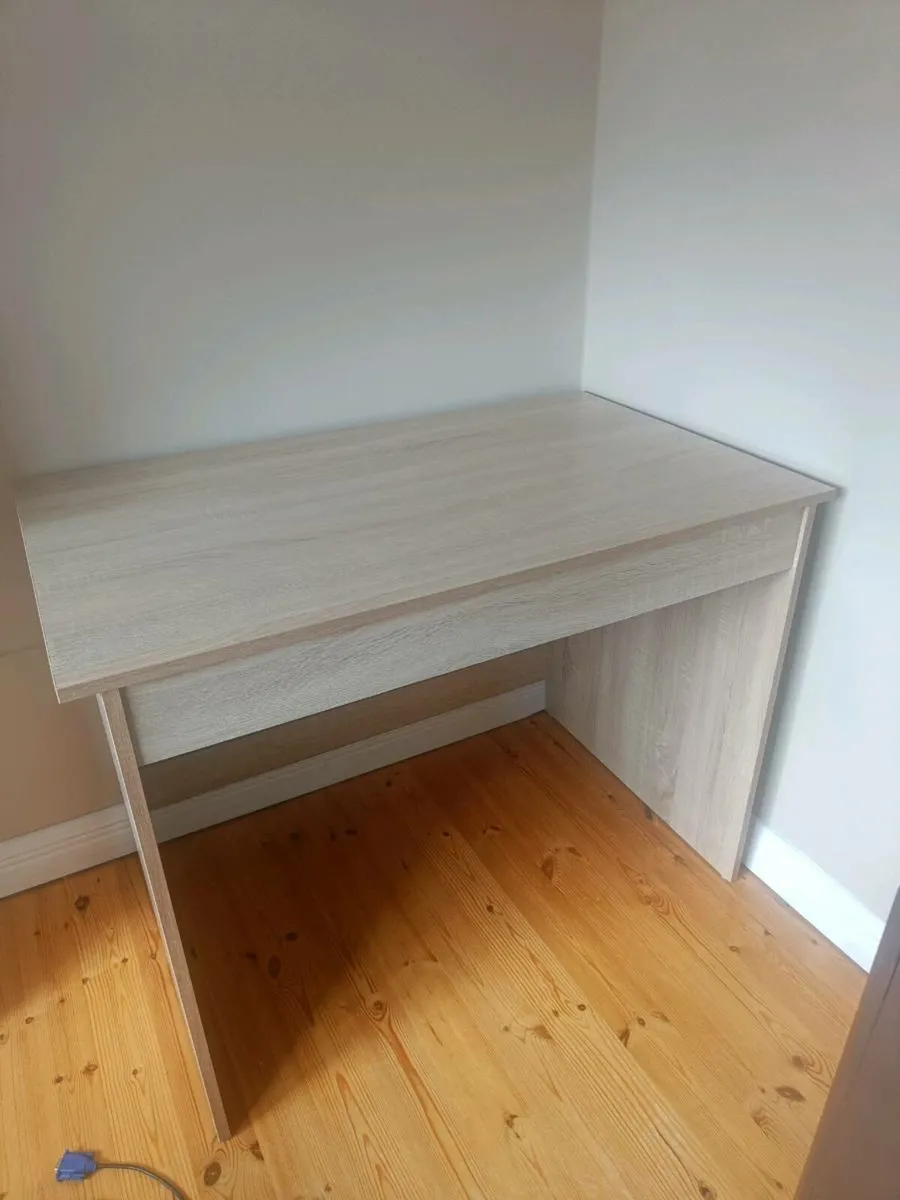 Desk - Image 1