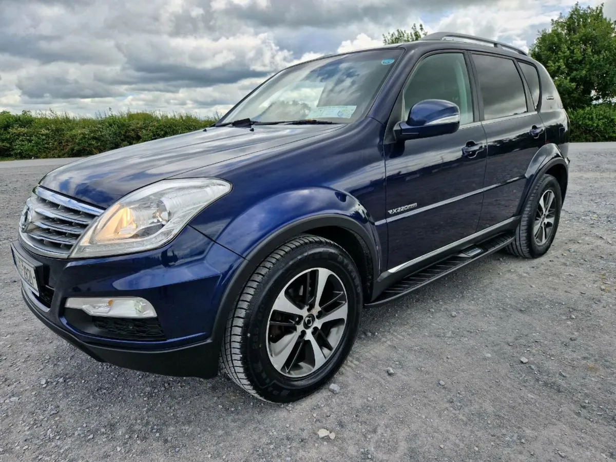 171 Rexton 2.2 exrdi Auto 4x4 Low Box *** - Image 1