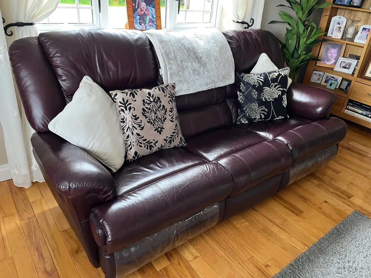 3 & 2 seater leather reclining couches - Image 2