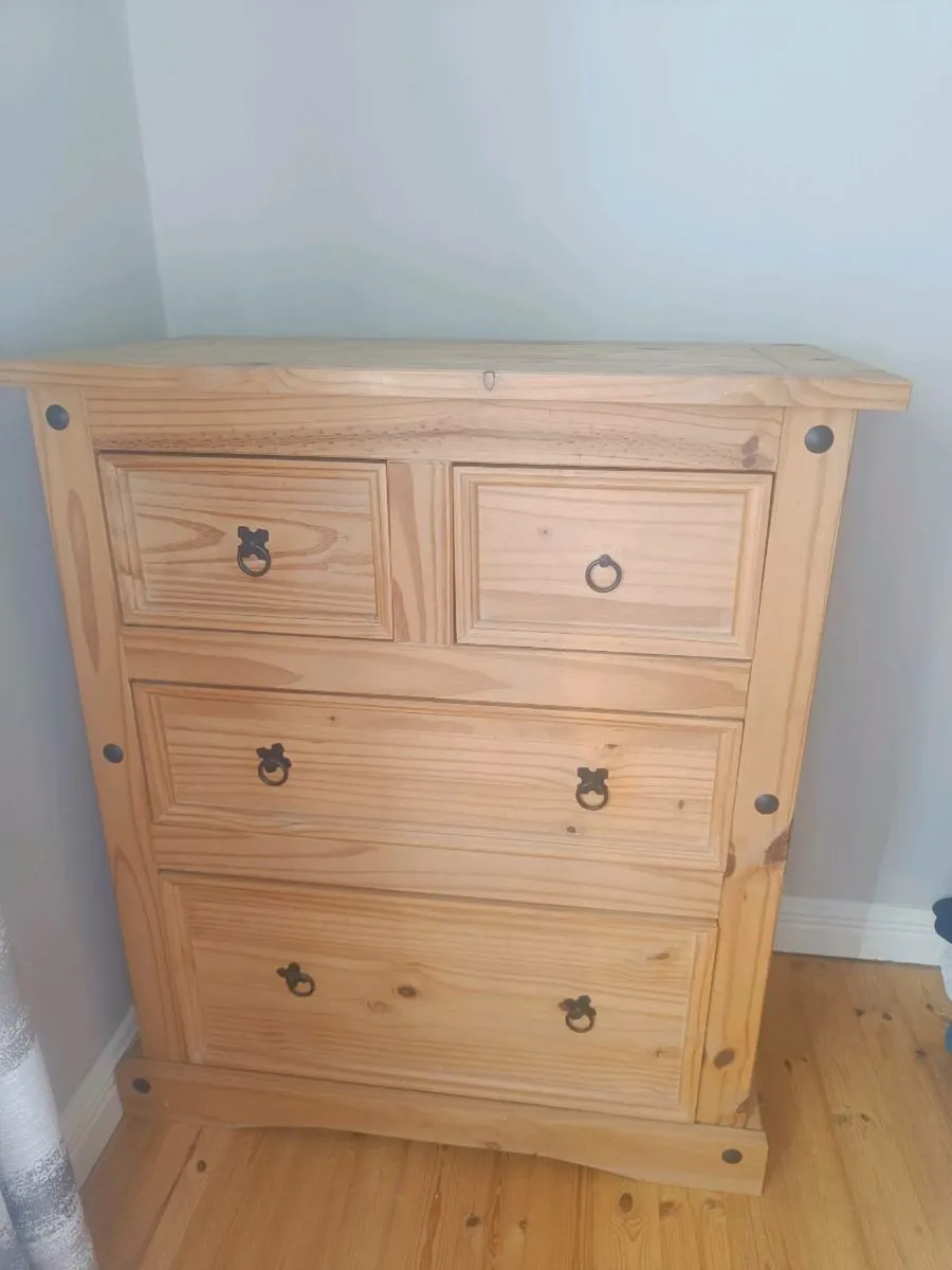 Bedside locker and chest of drawers - Image 1