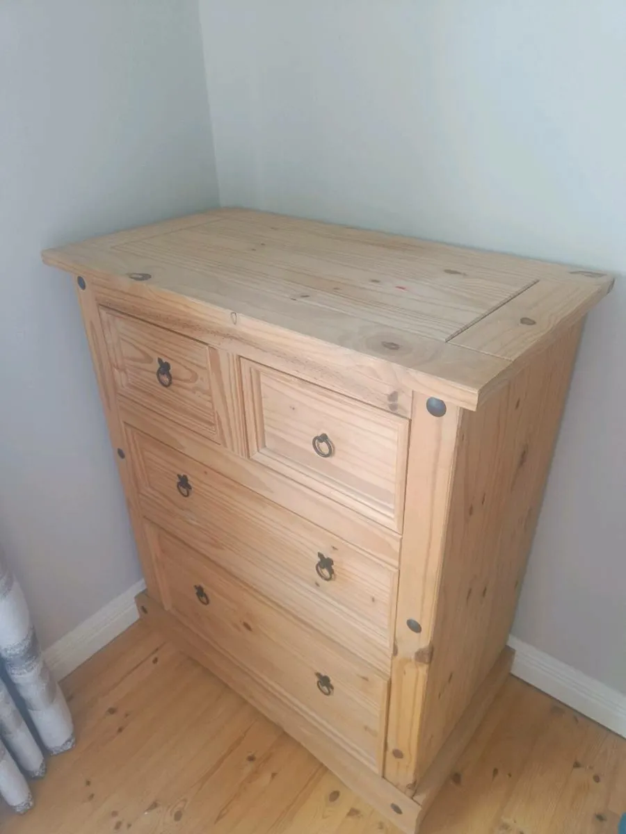 Bedside locker and chest of drawers - Image 3