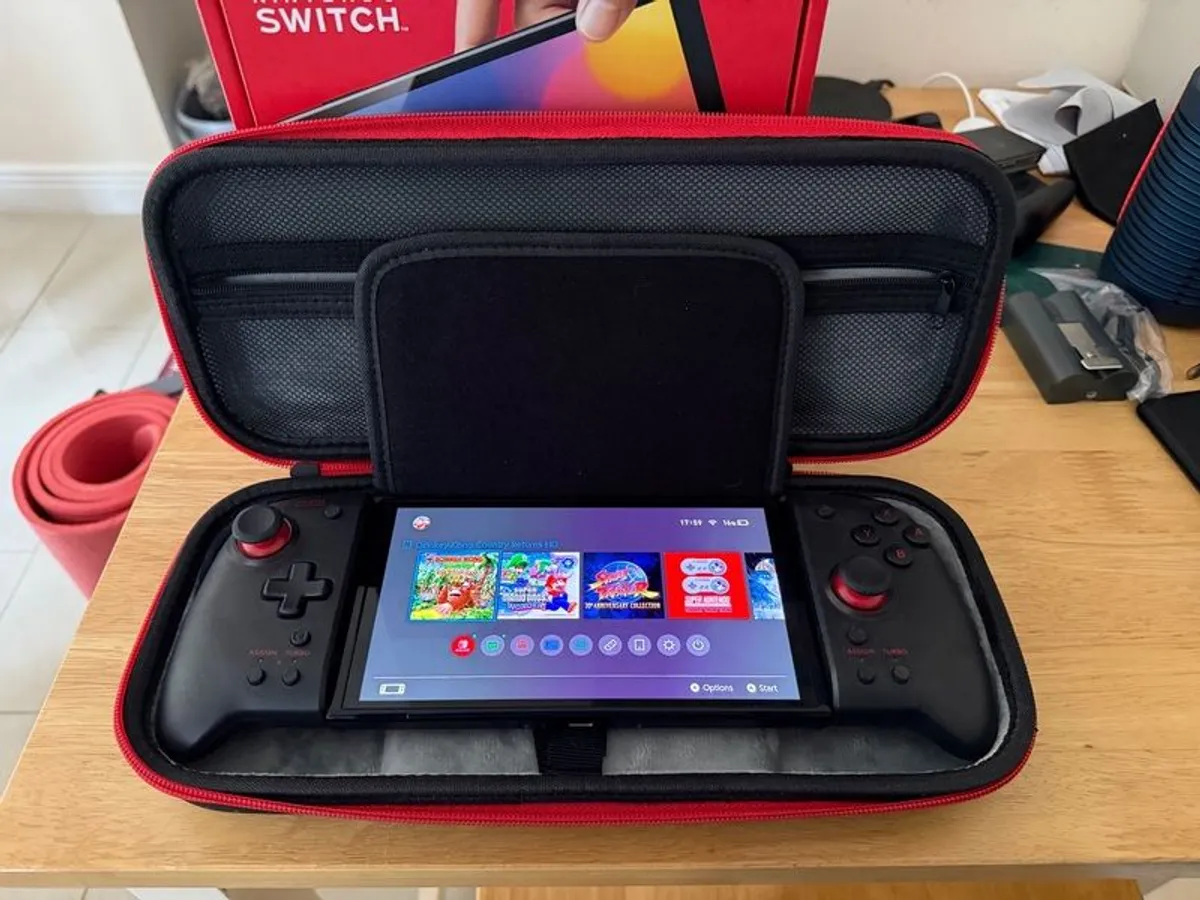 Nintendo Switch OLED (Like new) - Image 3
