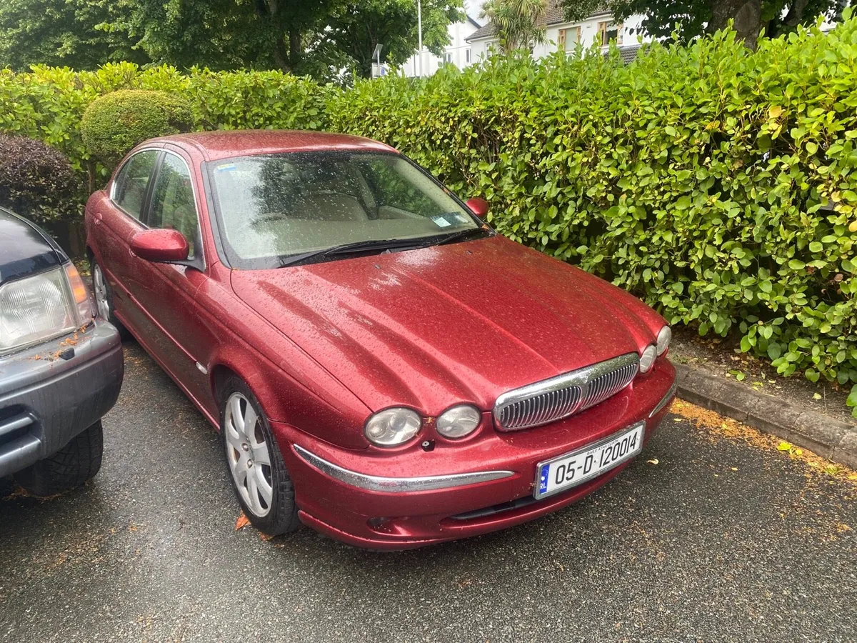 Jaguar X-Type - Image 1