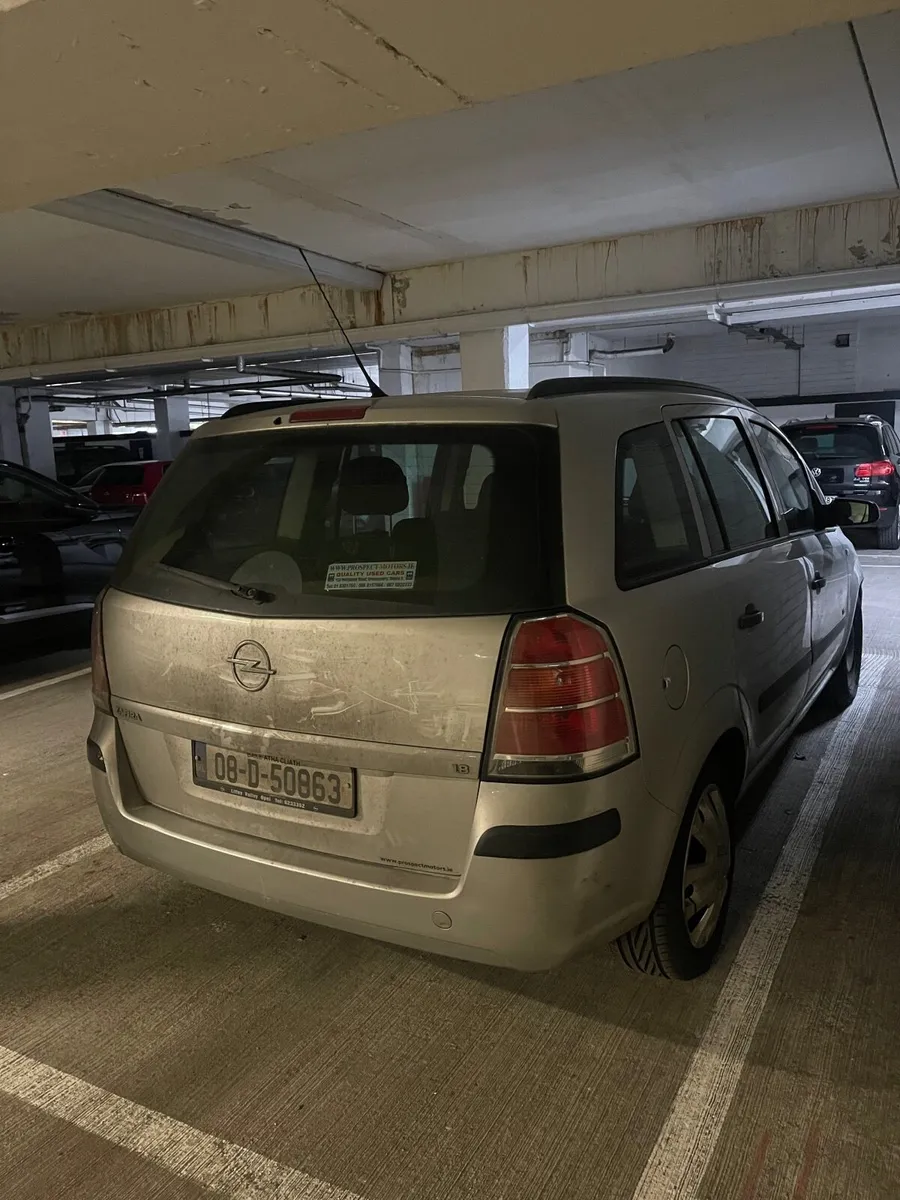 Opel Zafira 2008 - Image 2