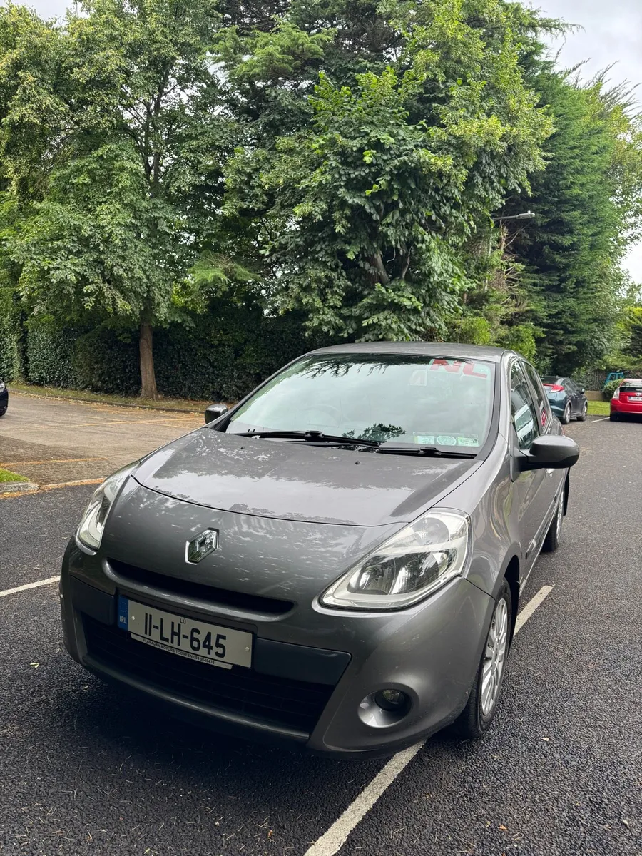 Renault Clio 2011 - Image 1