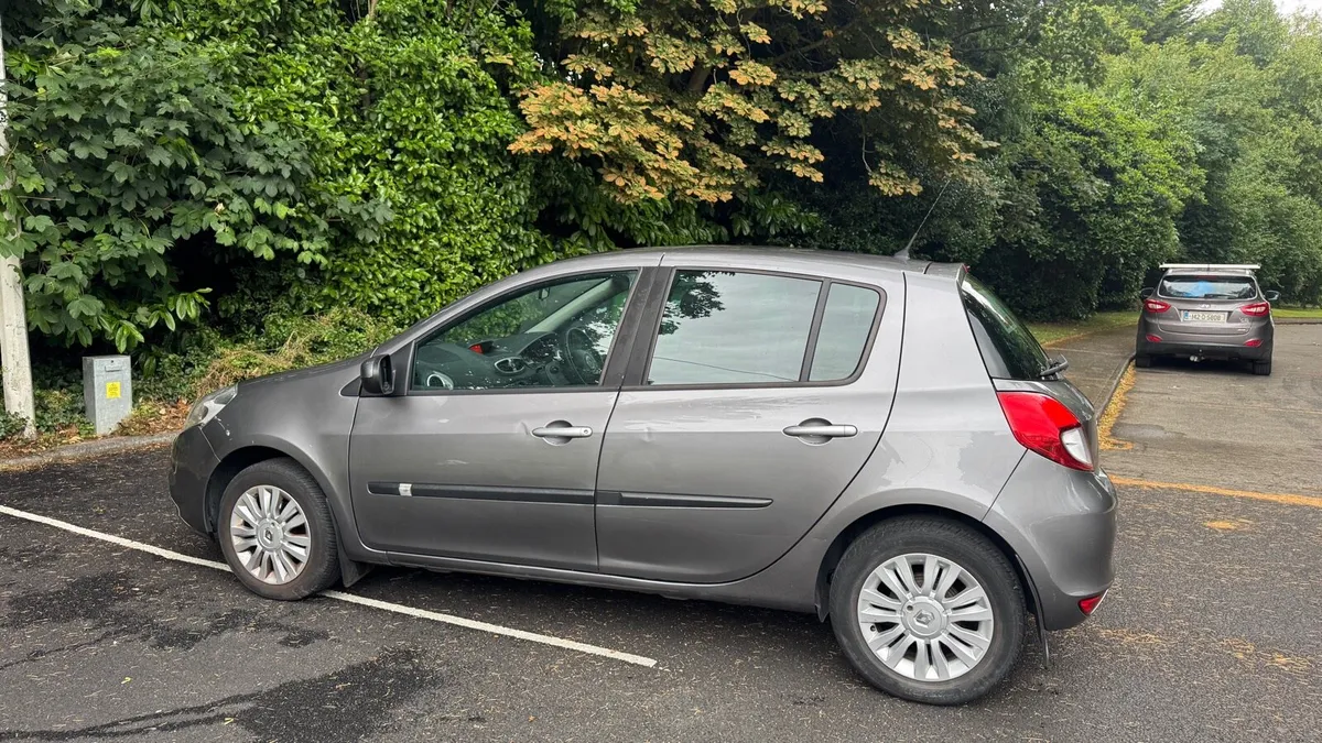 Renault Clio 2011 - Image 3
