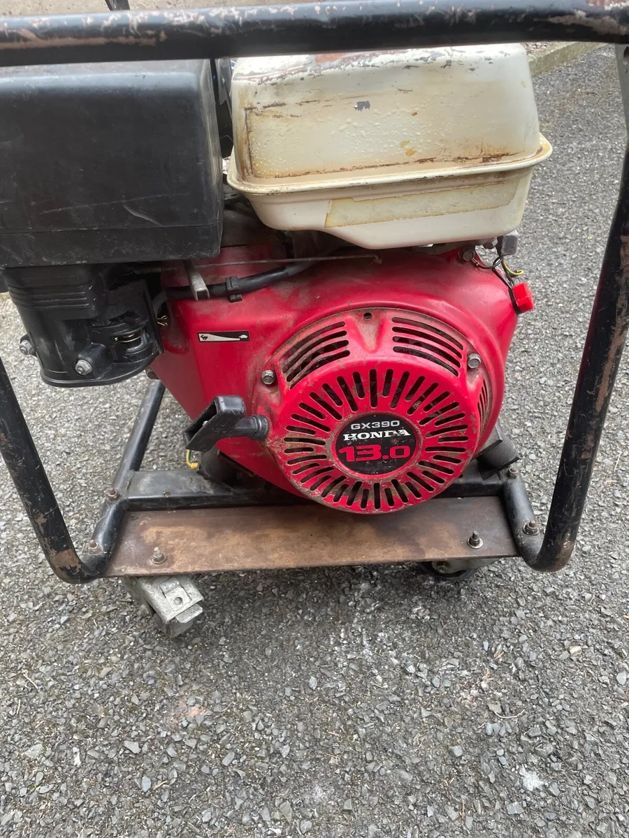 Honda petrol generator 6KW 13hp - Image 4