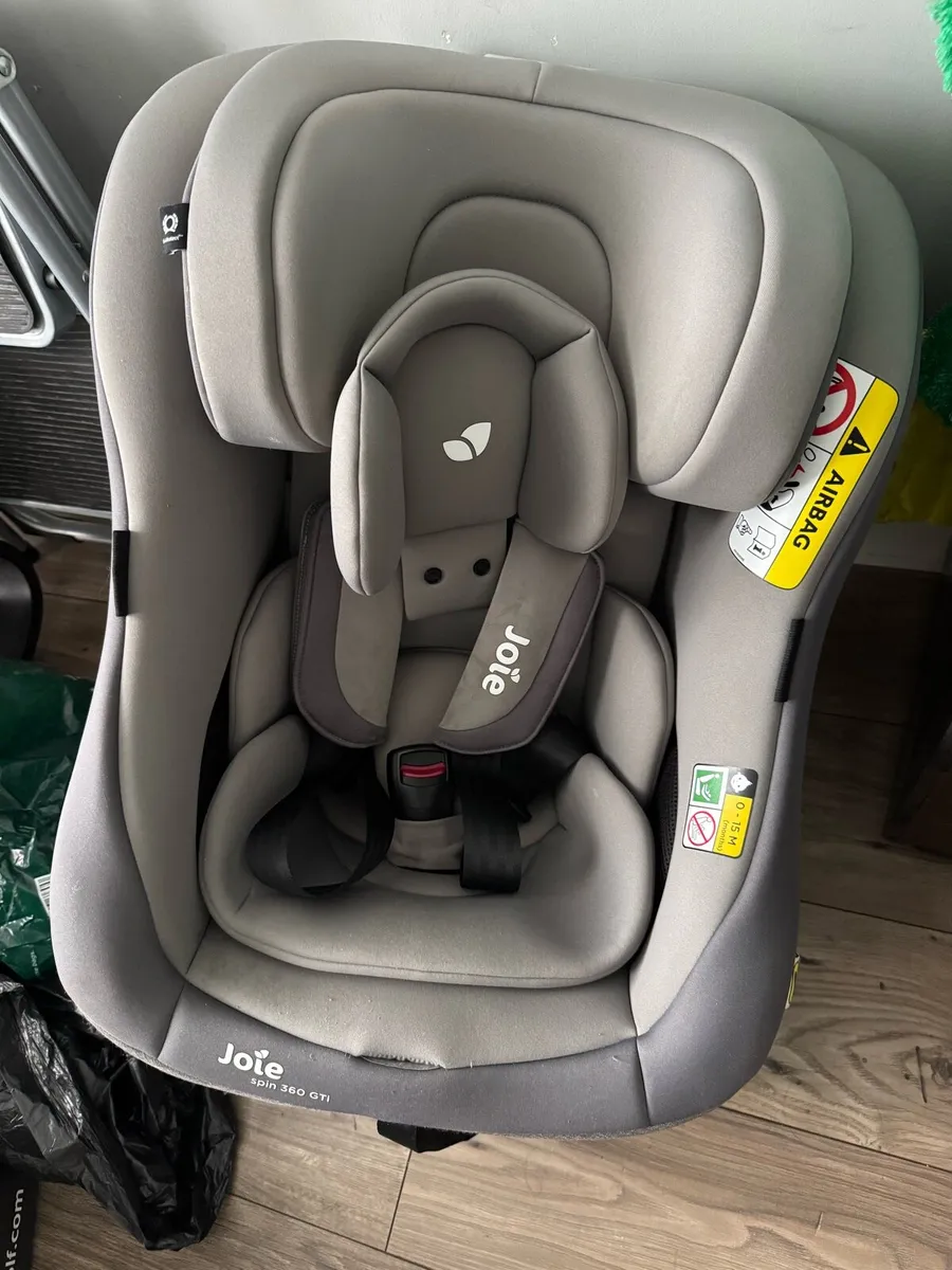 Baby car seat - Image 1