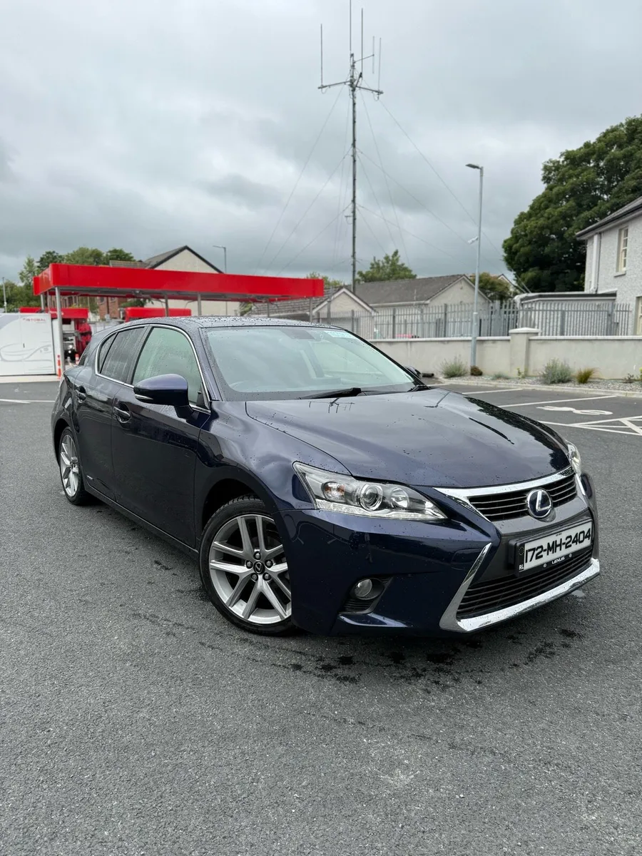 Lexus CT200 - Image 1