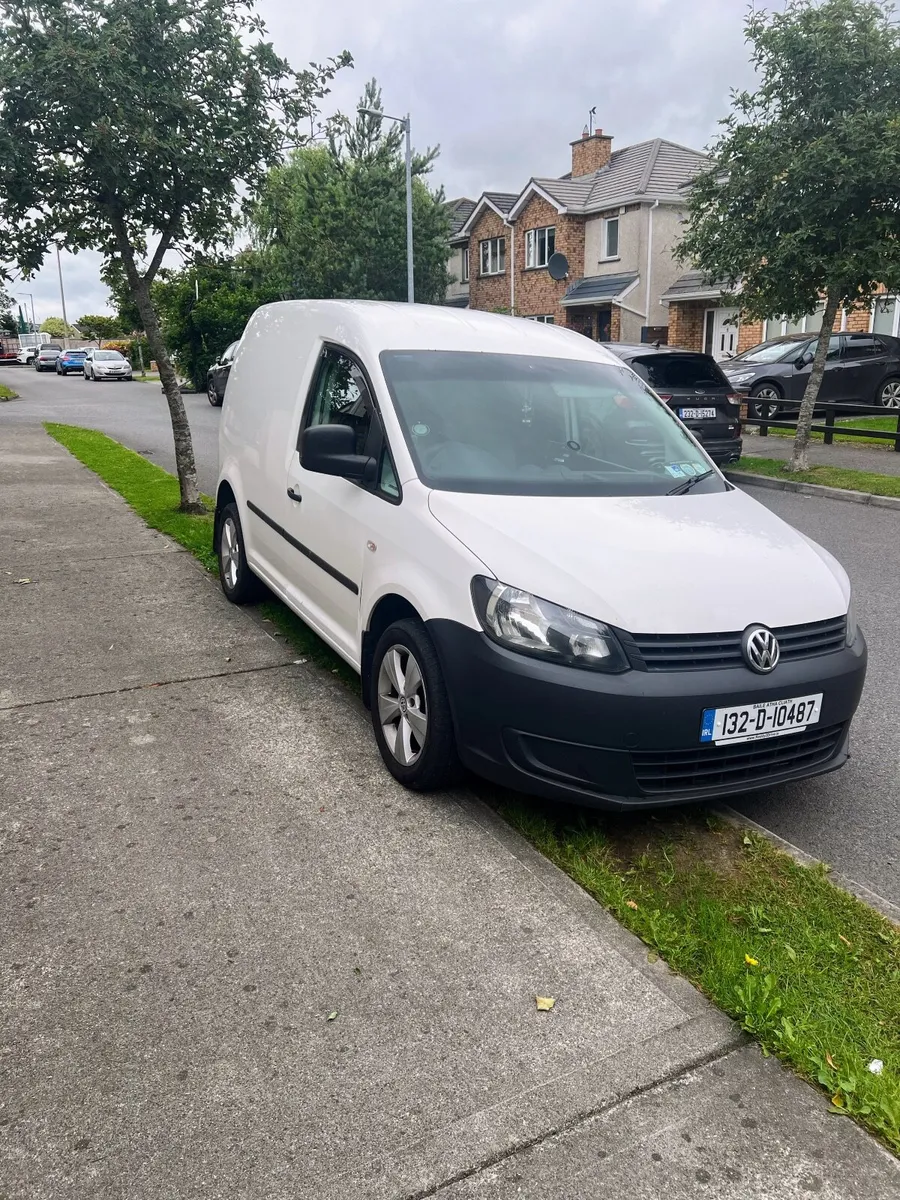 Volkswagen Caddy 2013-low milege - Image 1
