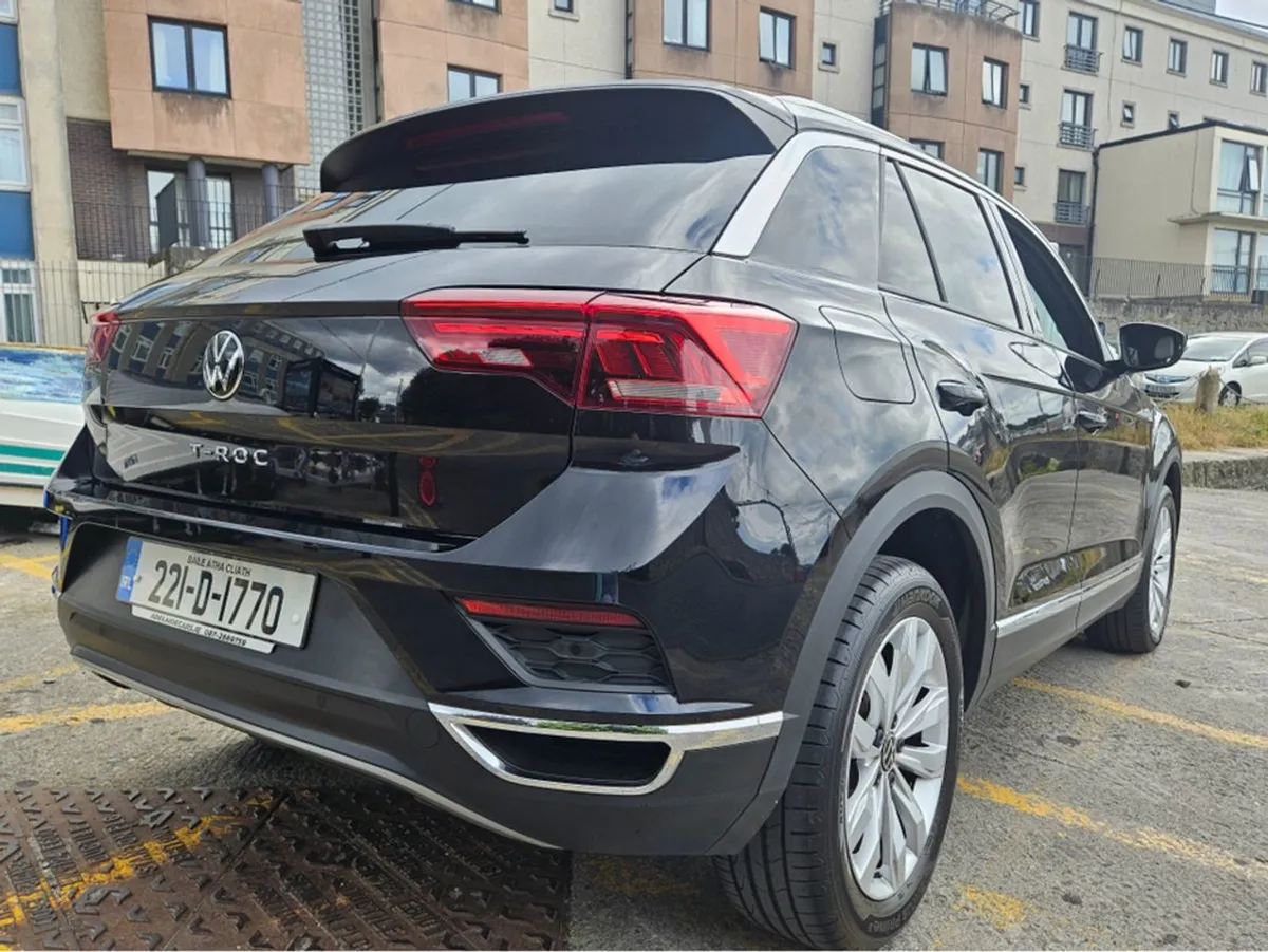 Volkswagen T-Roc Sport 1.5 TSI Manual 6speed FWD - Image 4