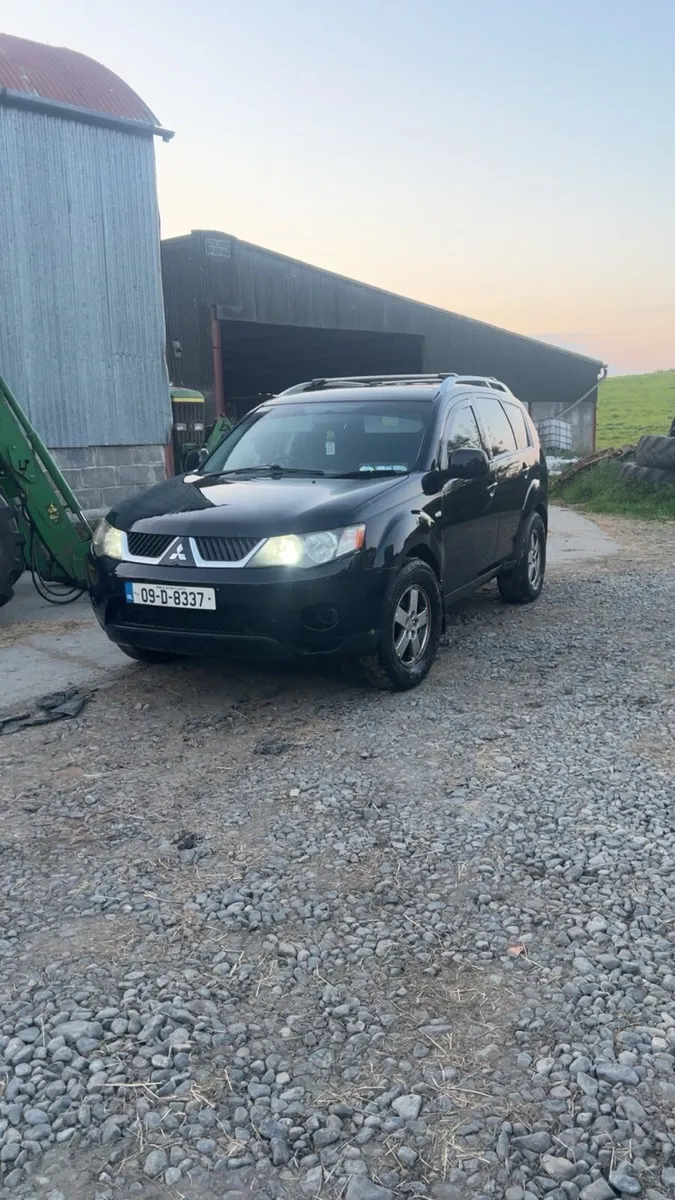 Mitsubishi outlander - Image 1