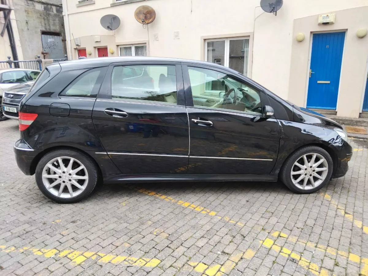 Mercedes B class 1.6 petrol automatic New NCT - Image 4