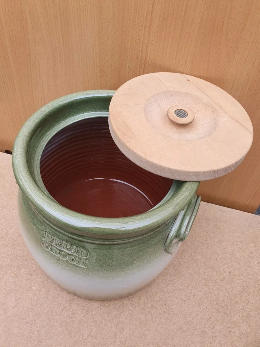 Kiltrea  bread crock - Image 2