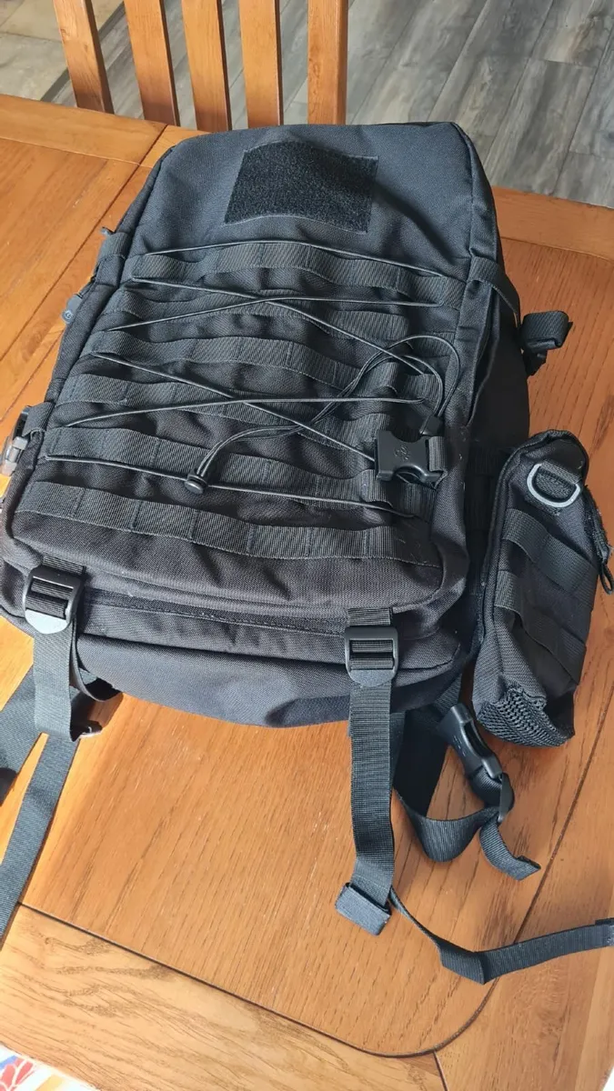 backpack - Image 4