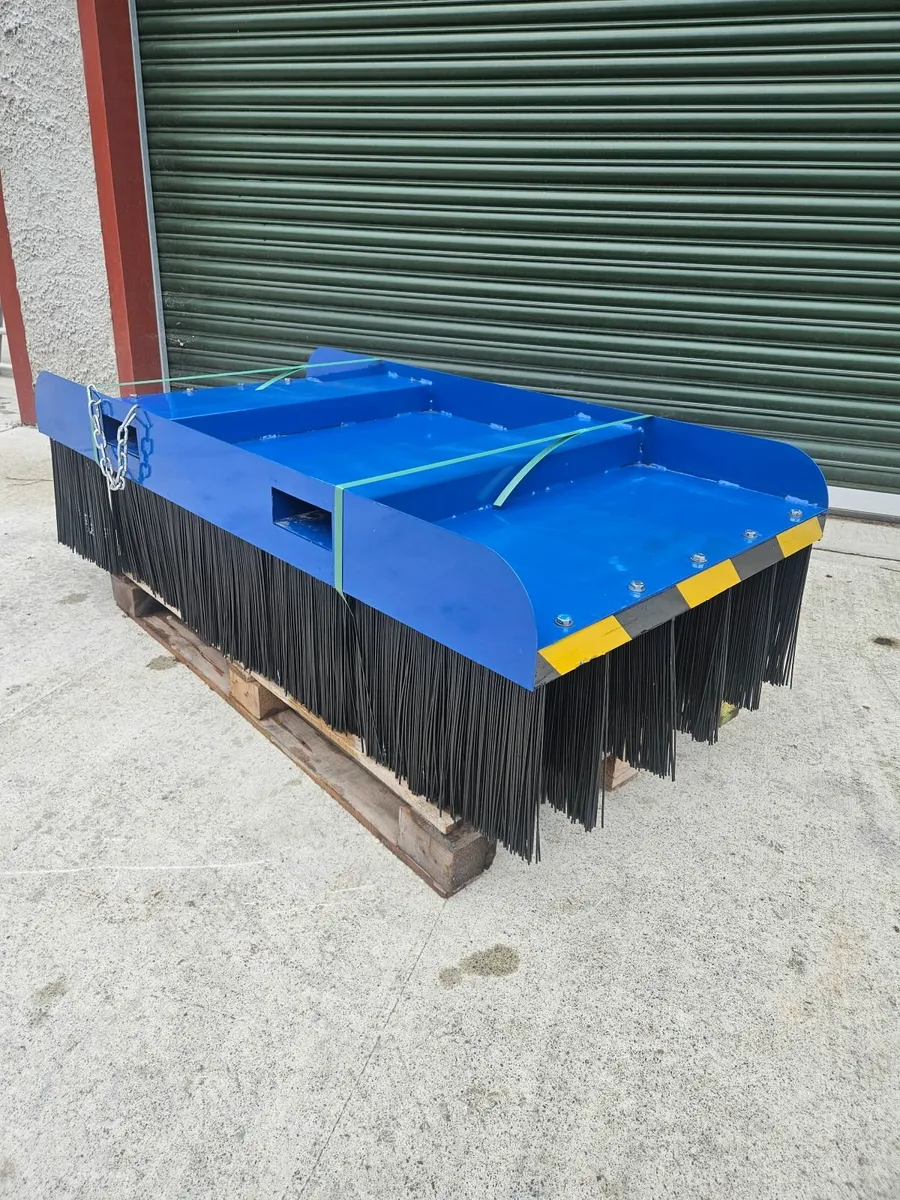 Sweeper for forklift loader no vat - Image 1