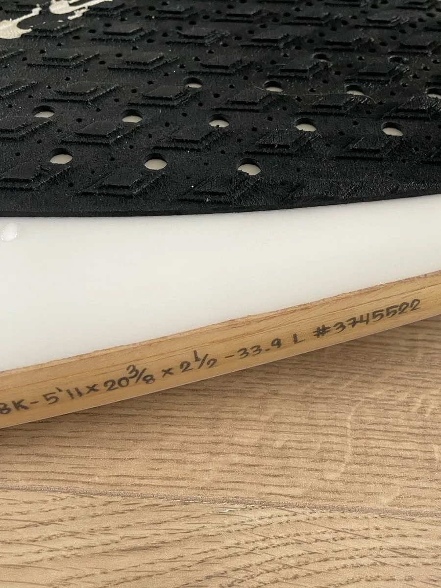 Surfboard Firewire Dominator 5’11 - Image 3