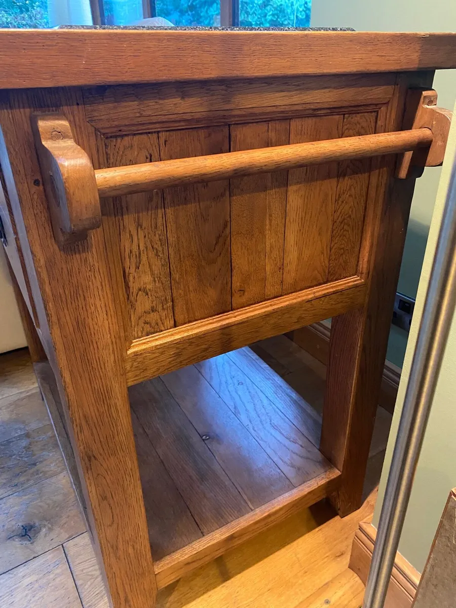 Butchers block/kitchen island - Image 3