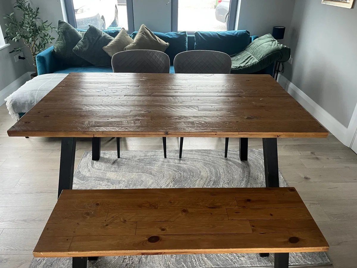 Dining table and chairs - Image 4