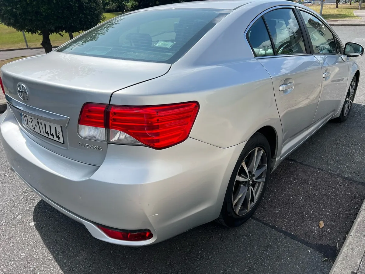Toyota avensis - Image 4