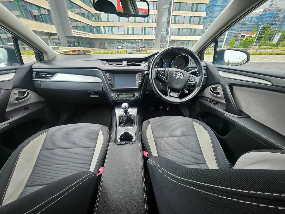 Toyota Avensis 2016 - Image 4