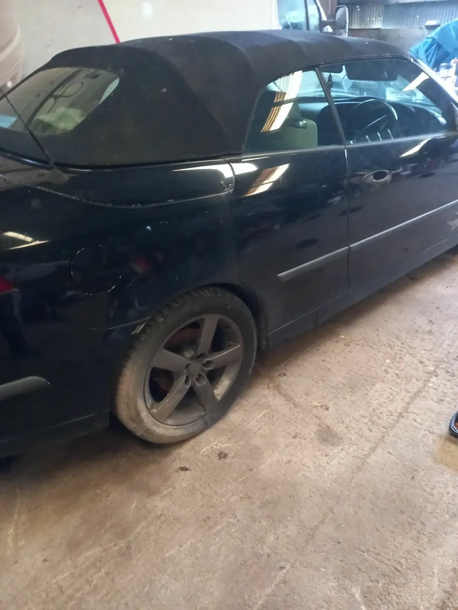 Saab convertibles for parts - Image 3
