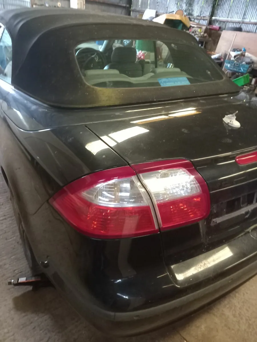 Saab convertibles for parts - Image 4
