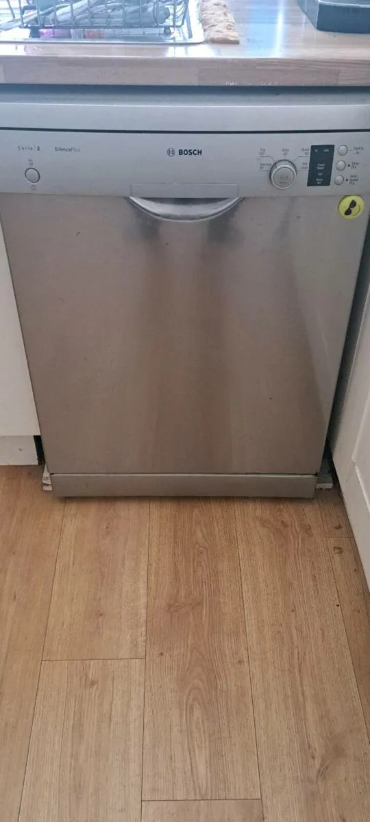 Dishwasher - Image 2