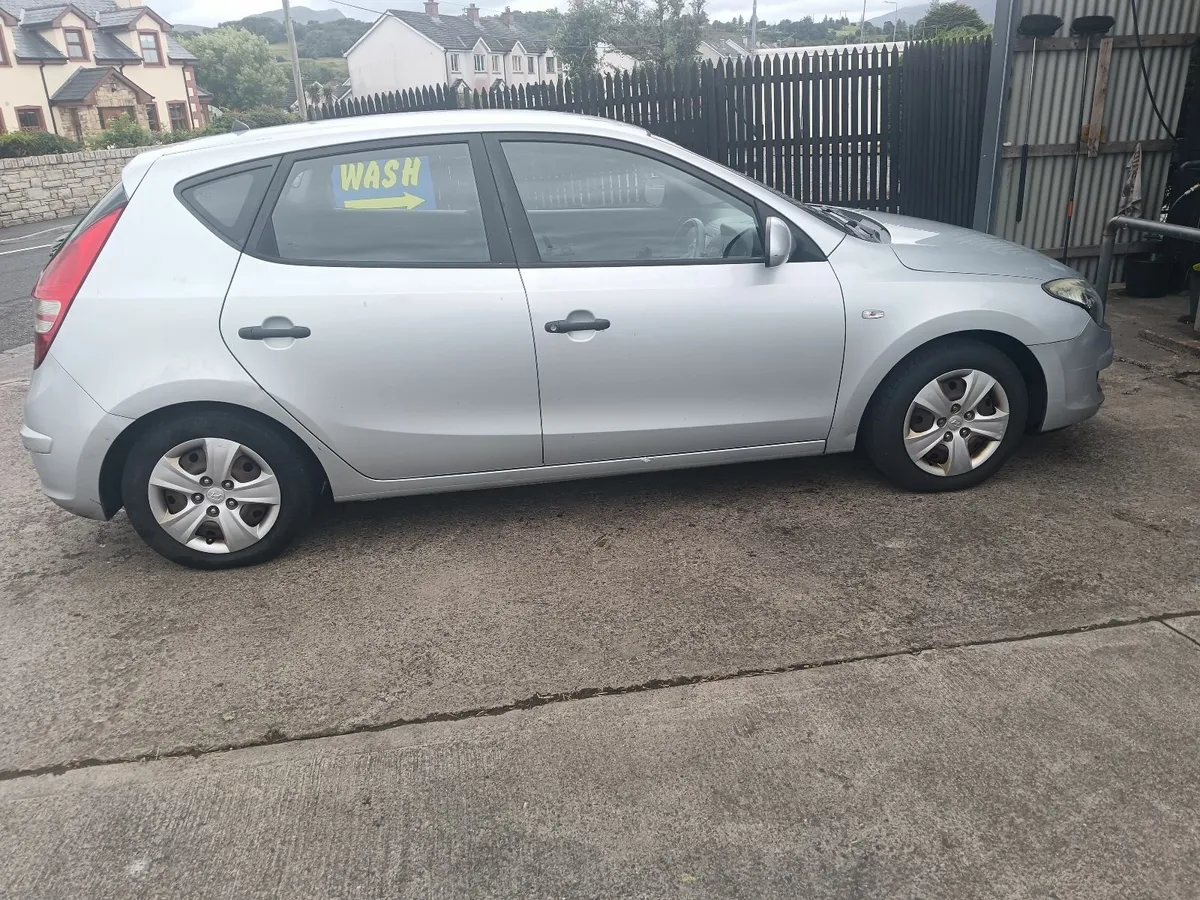 Hyundai i30 2010 - Image 3