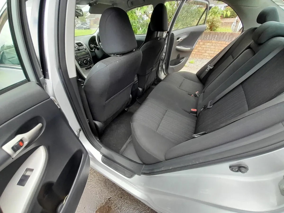 Toyota Corolla 2008 - Image 2