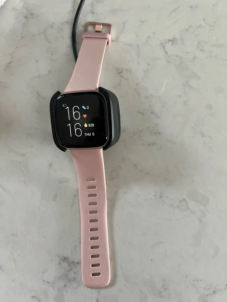 Fitbit Versa2 Smartwatch rose gold - Image 2
