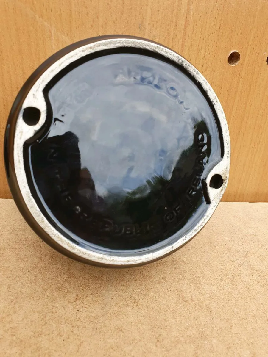 Arklow  cigarette ash  tray - Image 2