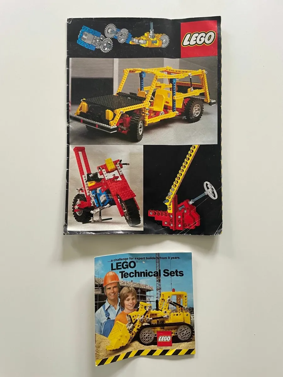 RARE 2 x LEGO Technics Vintages Brochure 1978 & 79 - Image 1