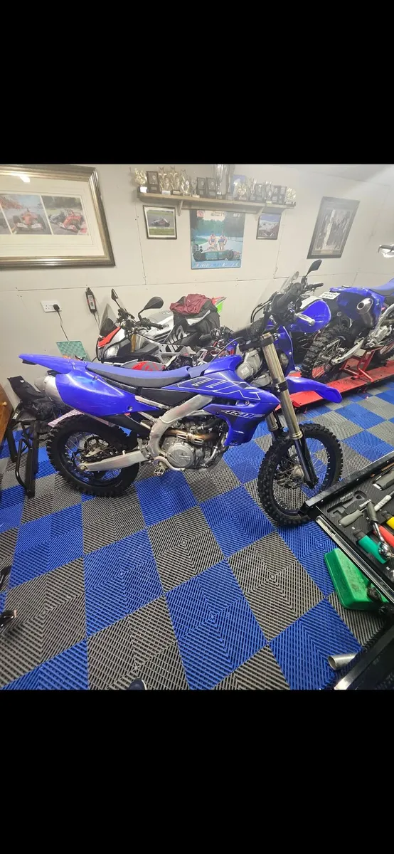 Motorbike - Image 1