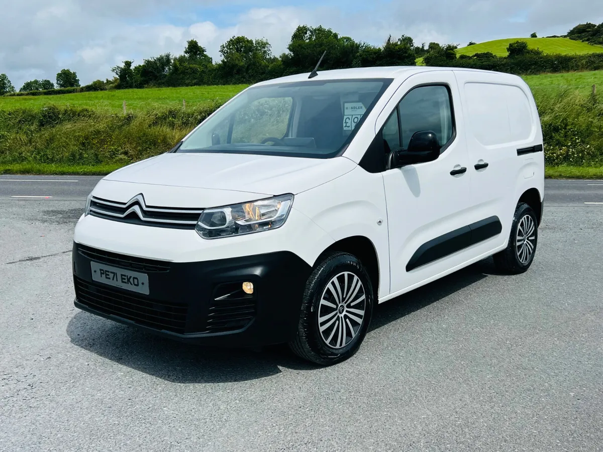 2022 Citroen Berlingo 100BHP €12250 ON IRISH REG - Image 3