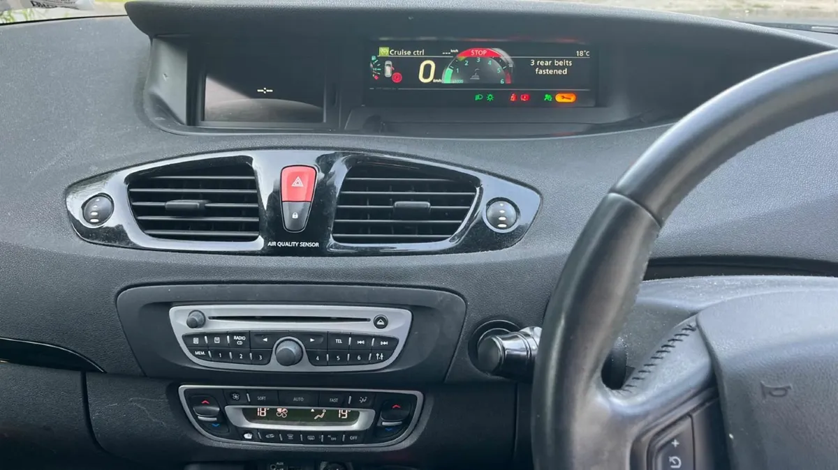 Renault Scenic 2012 - Image 4