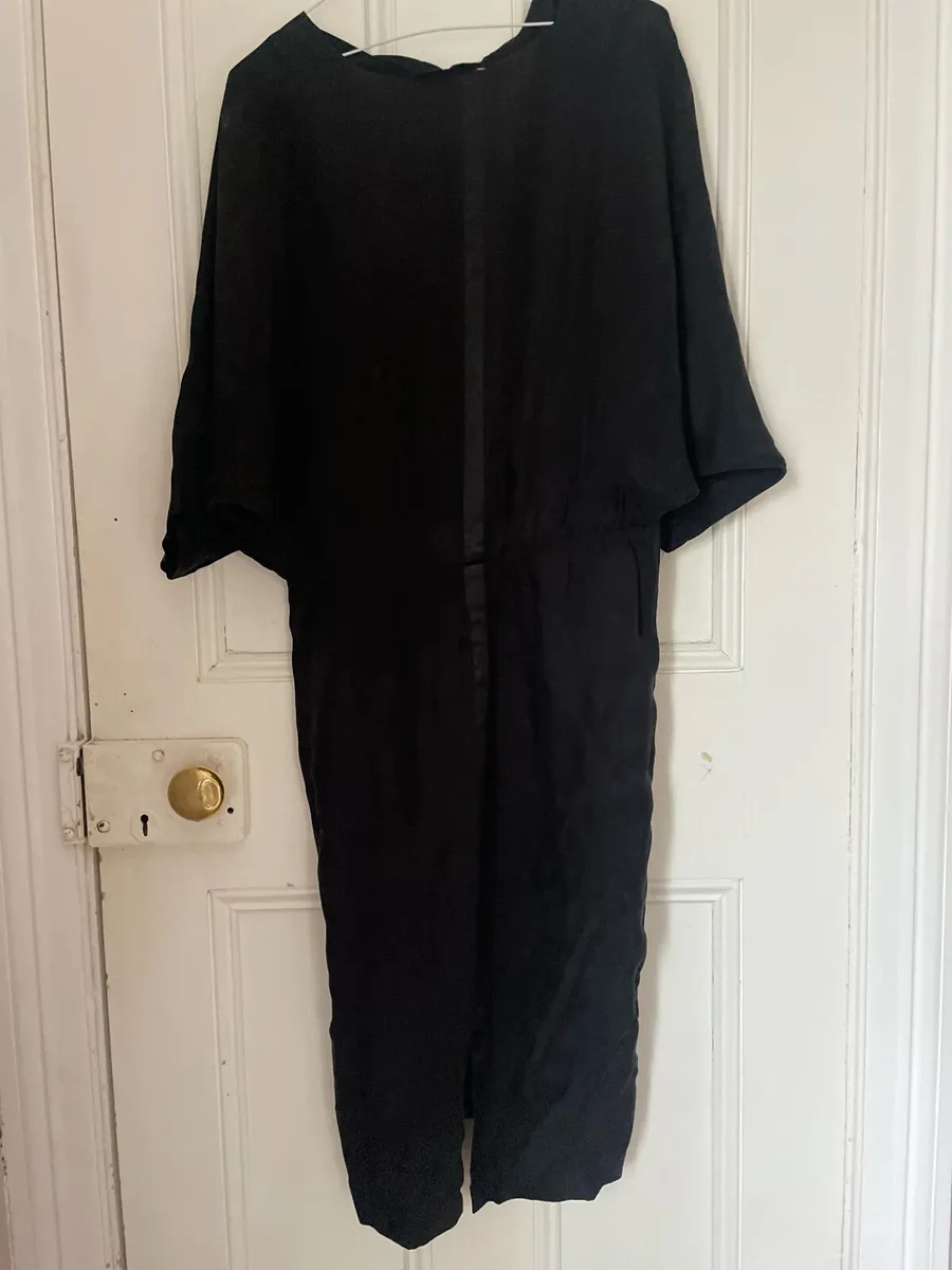 Cloths - Image 2