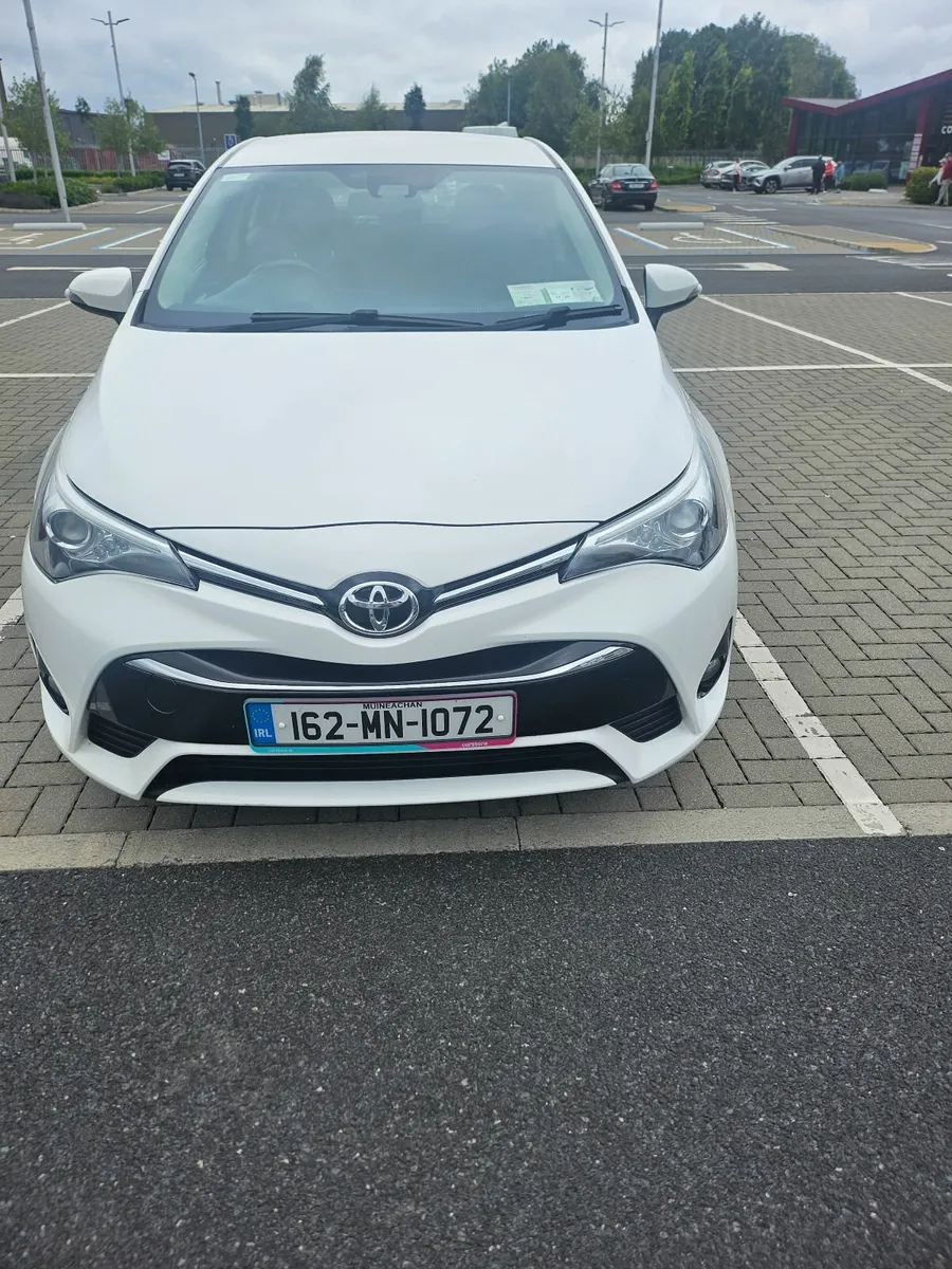 Toyota Avensis 2016 - Image 2